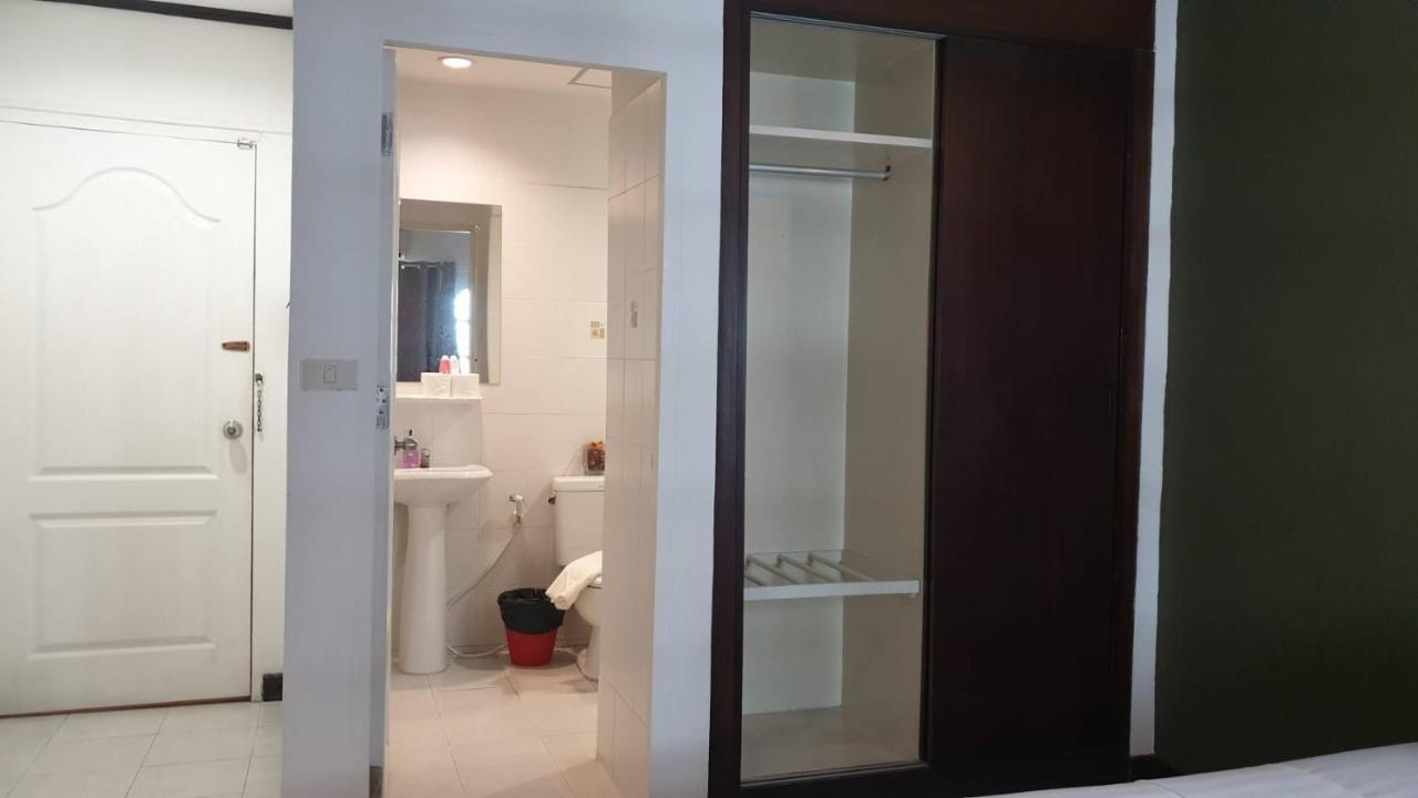 Отель Zen Sukhumvit33 Бангкок Экстерьер фото